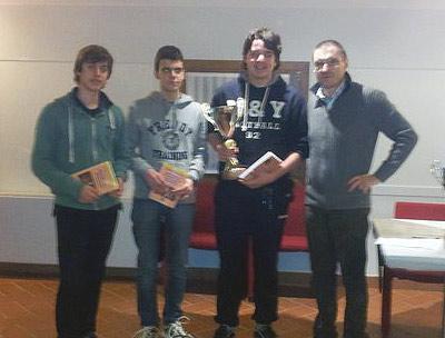 I premiati del torneo B: da sinistra a destra: Giorgio Navone, Andrea Ronzani, Thomas Porro, Enrico Testa (organizzatore)