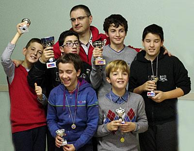 I premiati del torneo open: da sinistra, Leonardo Testa (U12), Andrea Gennari, primo classificato, Lisa Carino, prima bambina, Vittorio Casalini, secondo classificato, Alberto Boreaso (U14), Riccardo Carraro, terzo classificato.